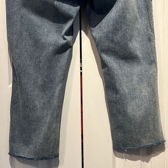 Silver Suki Capri Women’s Light Wash Jeans Size 32 - Picture 8 of 13